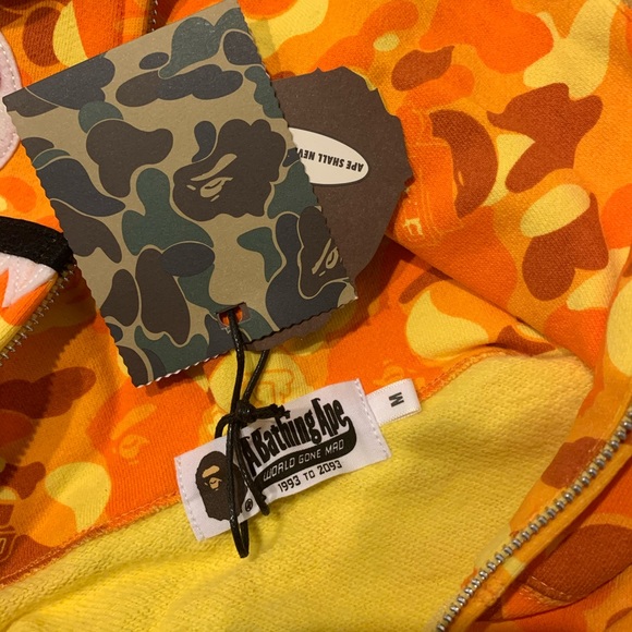 Bape A Bathing Ape PUBG Camo Shark Hoodie - Picture 3 of 8